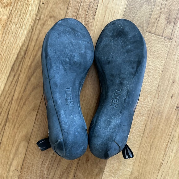 Evolv Rave Climbing Shoes - Picture 3 of 4